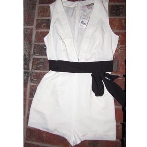 Cream/Black V-Neck Romper